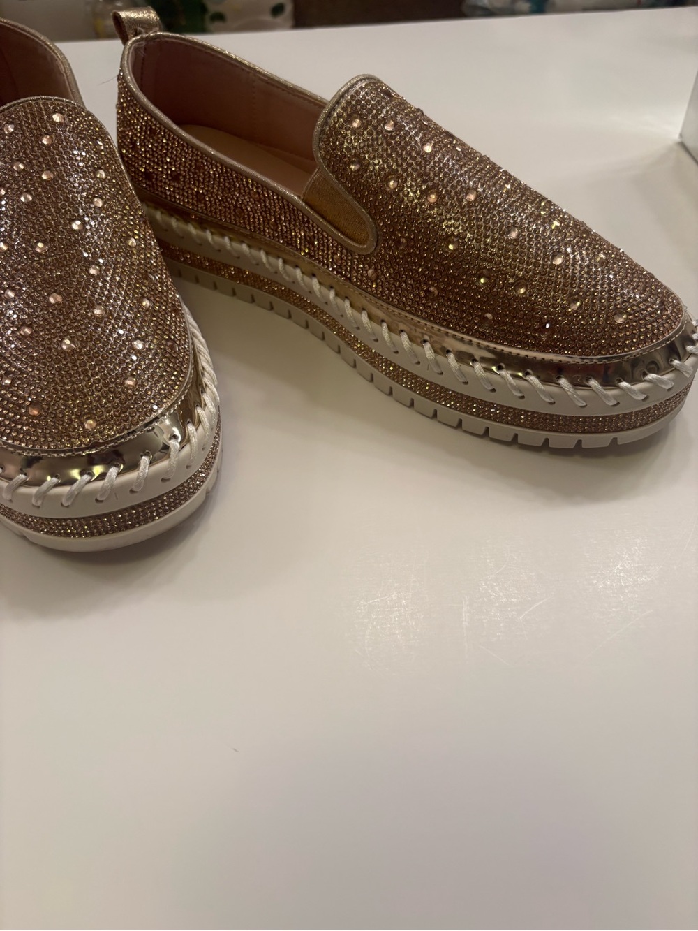 NIB Azalea Wang Brittany Rose Gold Rhinestone Sneakers Size 9 - Picture 5 of 13